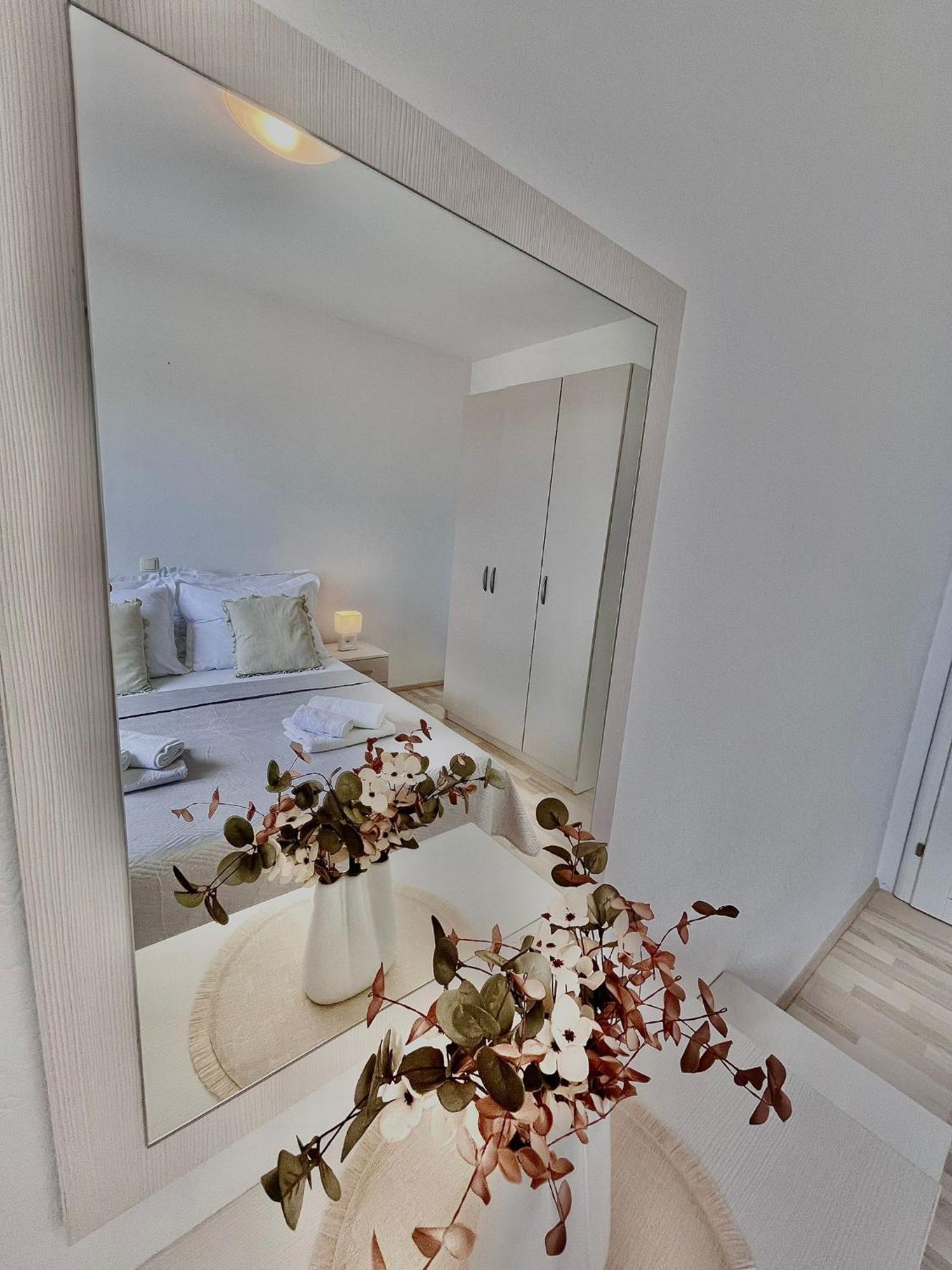 Apartments Katara Brela Eksteriør bilde
